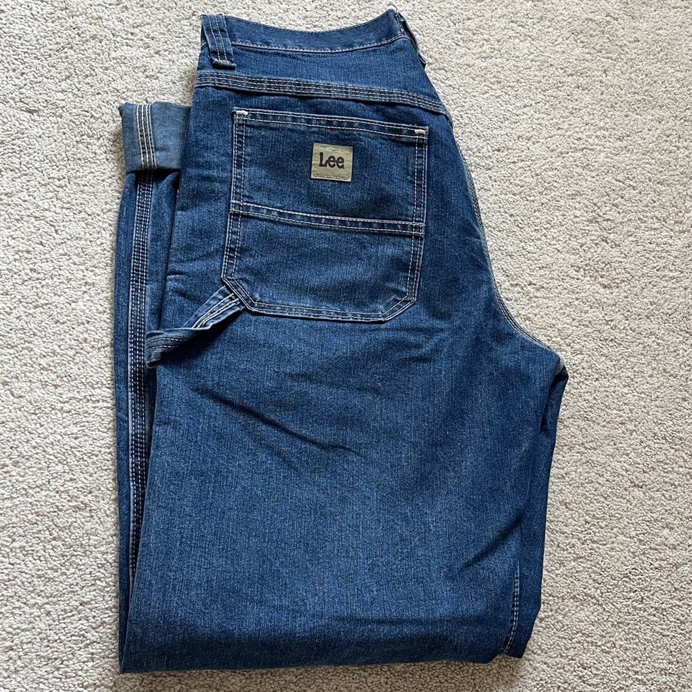 LEE | HIGH WAISTED STRAIGHT LEG CARGO JEANS 💕